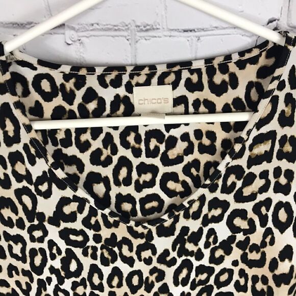 Chico’s Leopard Print V-neck top Stretchy Soft 27” long EUC Size 0 or 4 - Picture 2 of 5